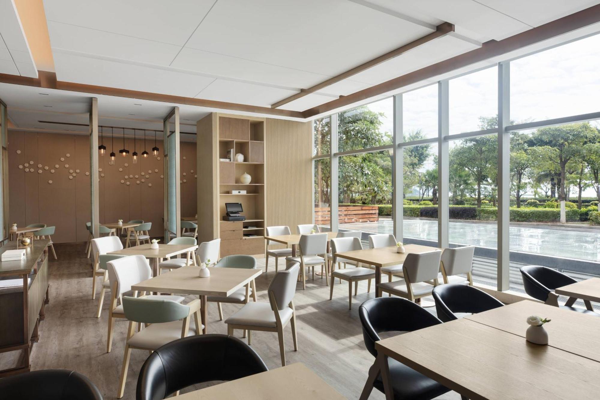 Courtyard By Marriott Xiamen Haicang Exterior photo